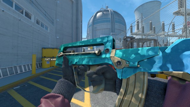 Counter-Strike 2 FAMAS skins