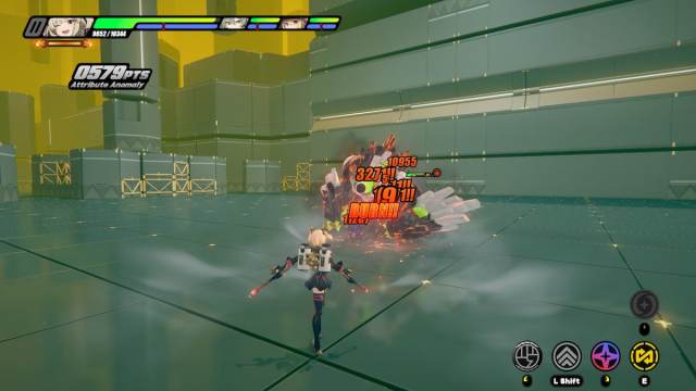 Burnice burning an enemy in Zenless Zone Zero