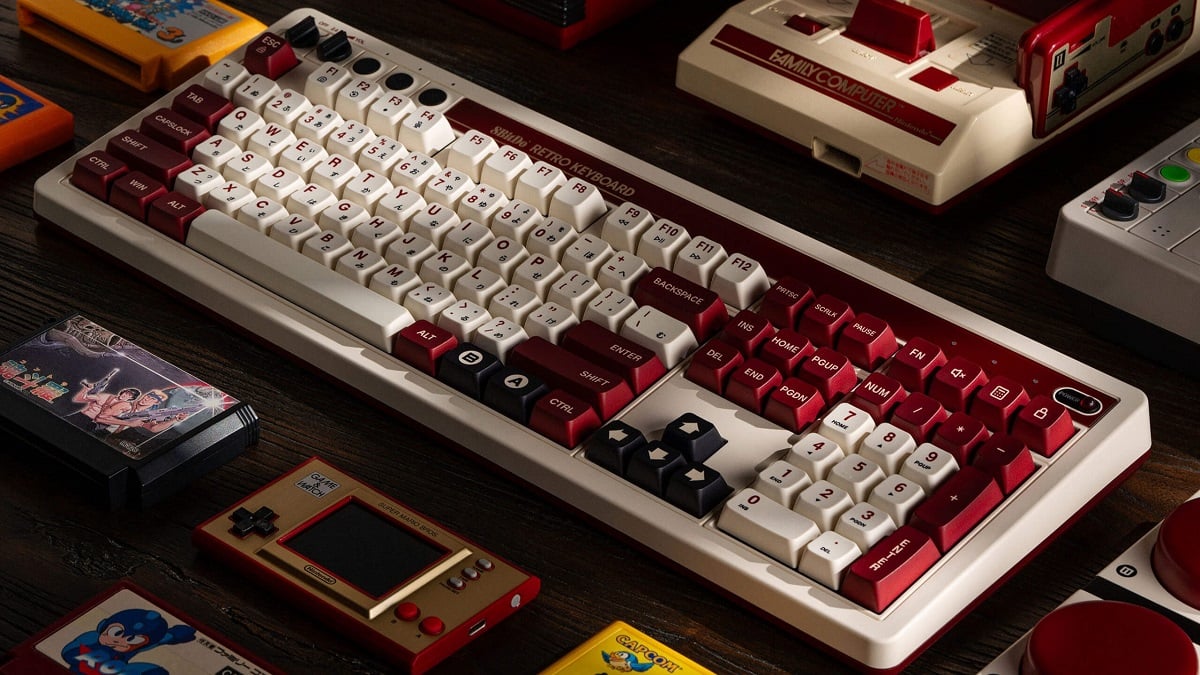 8BitDo Retro Mechanical Keyboard full-sized Famicom