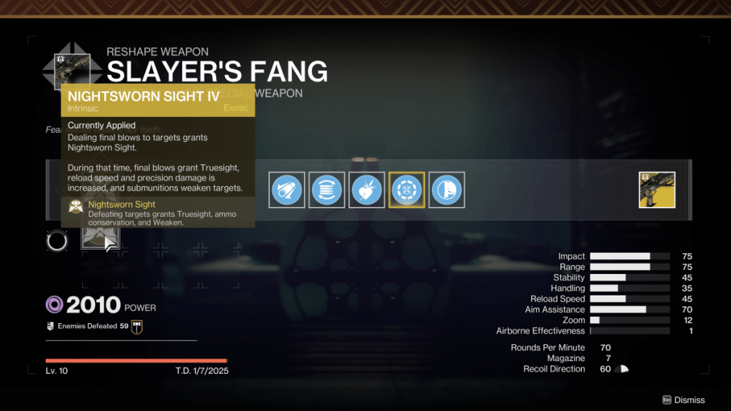 Destiny 2's Slayer's Fang Exotic crafting menu.