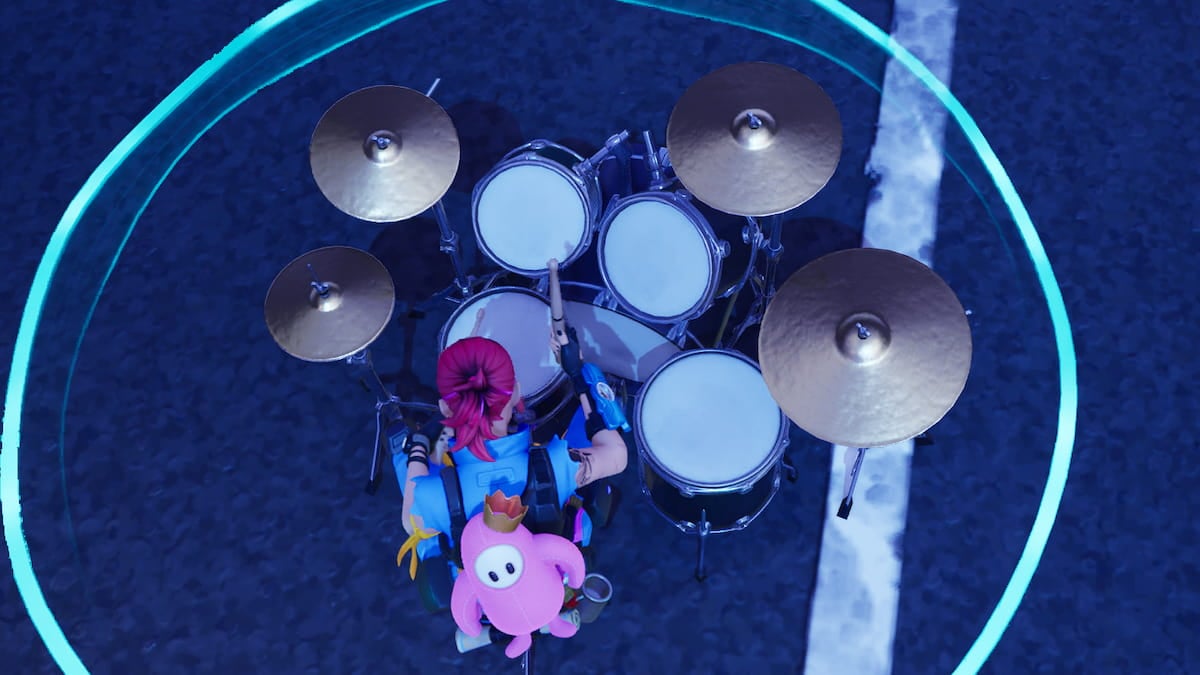 Fortnite jamming out with drums